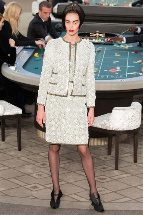 chanel skirt suit dupe